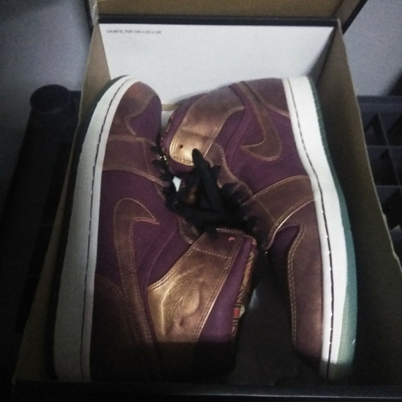 Jordan 1 - Picture 2 of 6